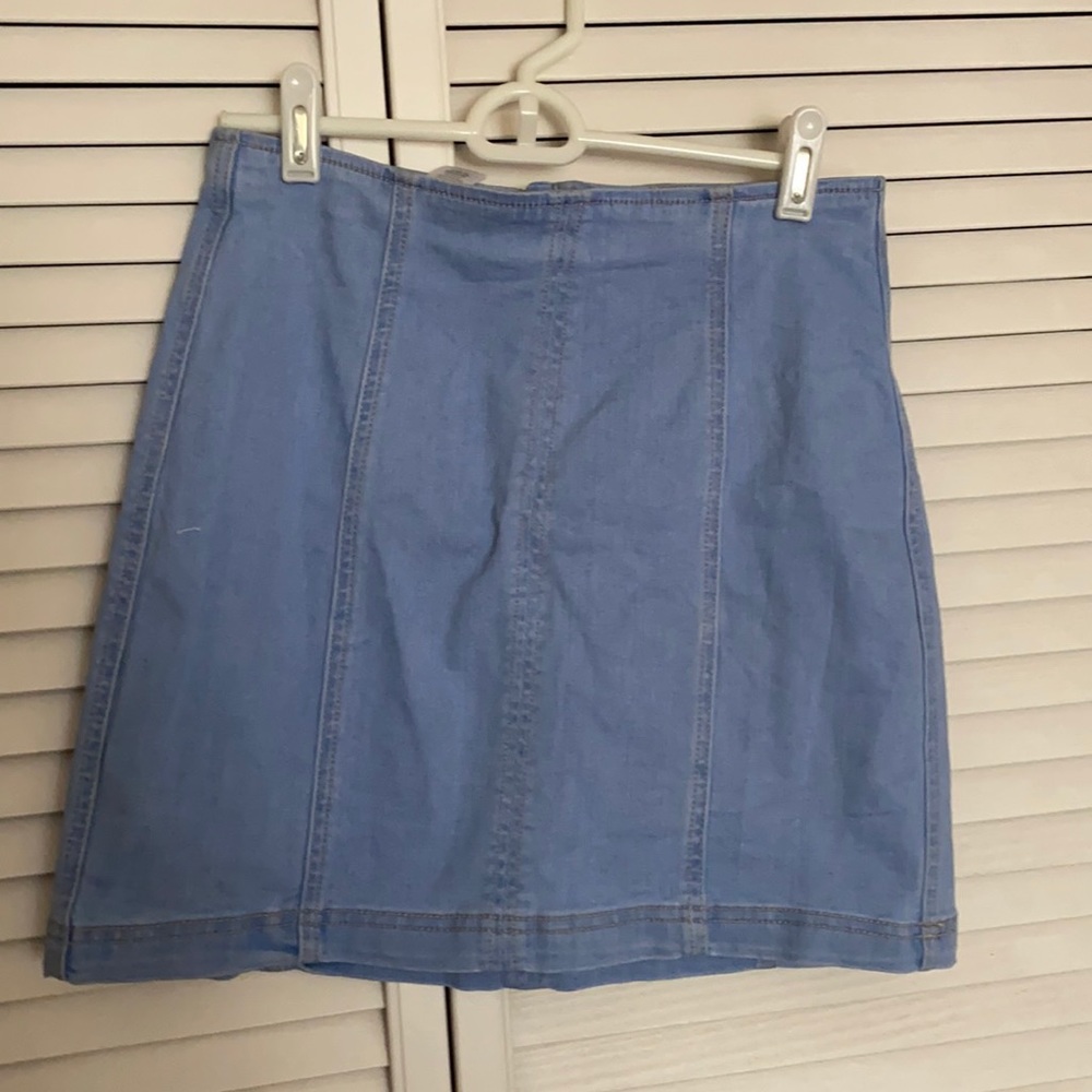 Kendal and Kylie mini skirt size 27